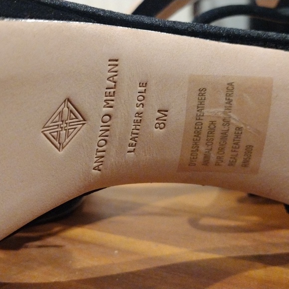 Antonio Melani Black Velvet Rhinestone Platform Heels Size 8 NWT - Picture 3 of 7